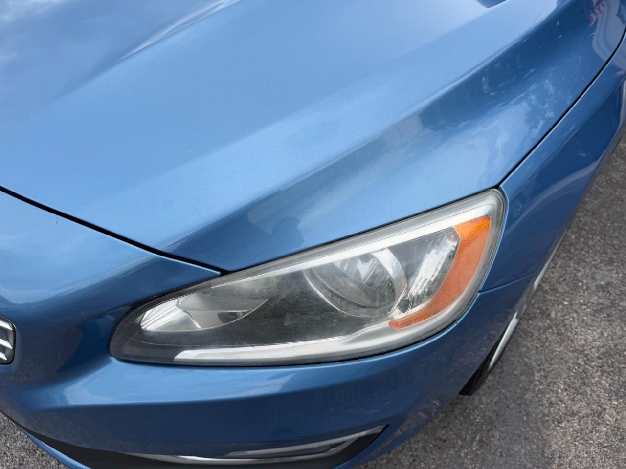 Volvo S60 2.5L Turbo AWD Auto w/Sunroof 2014