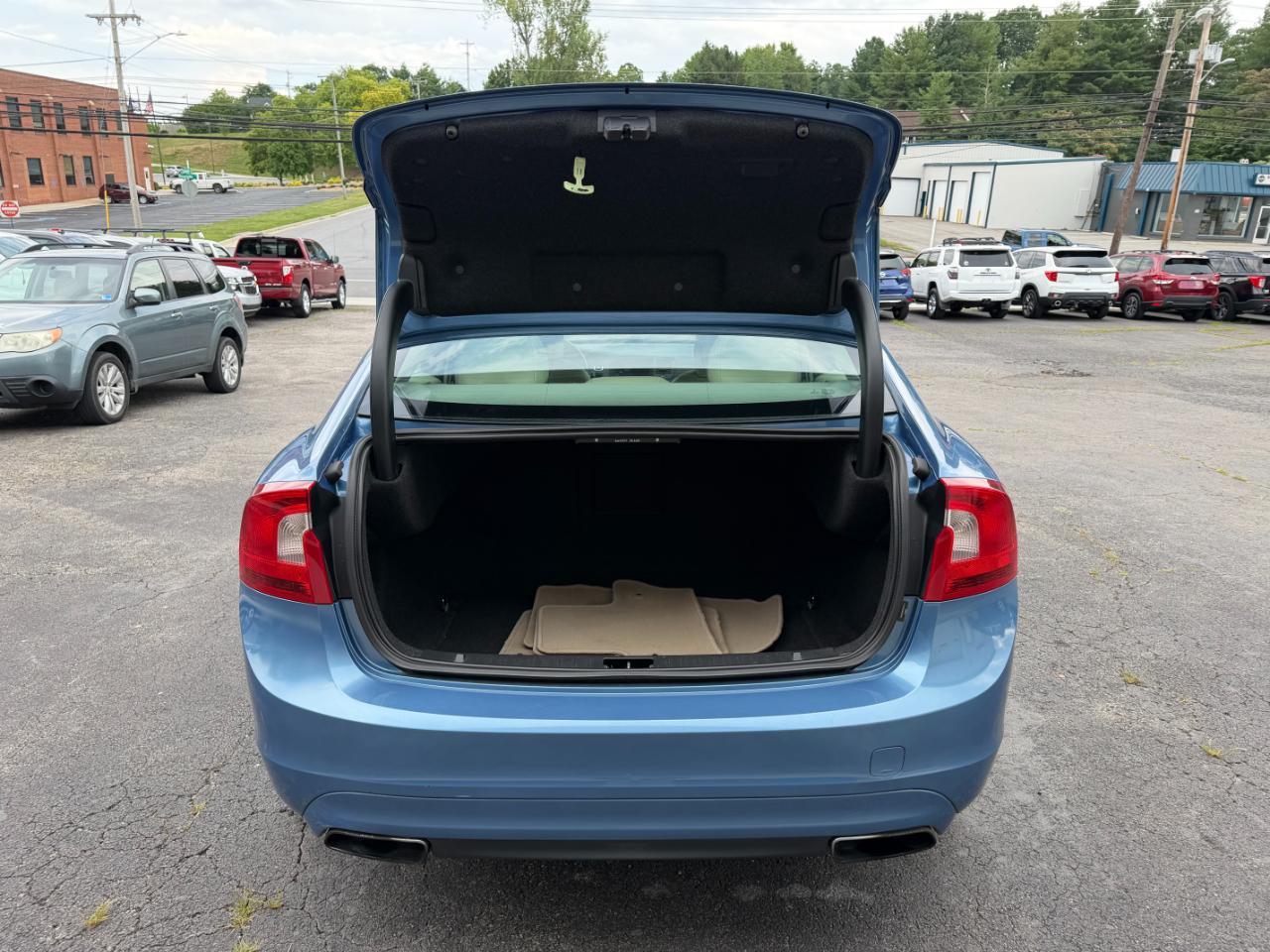 Volvo S60 2.5L Turbo AWD Auto w/Sunroof 2014