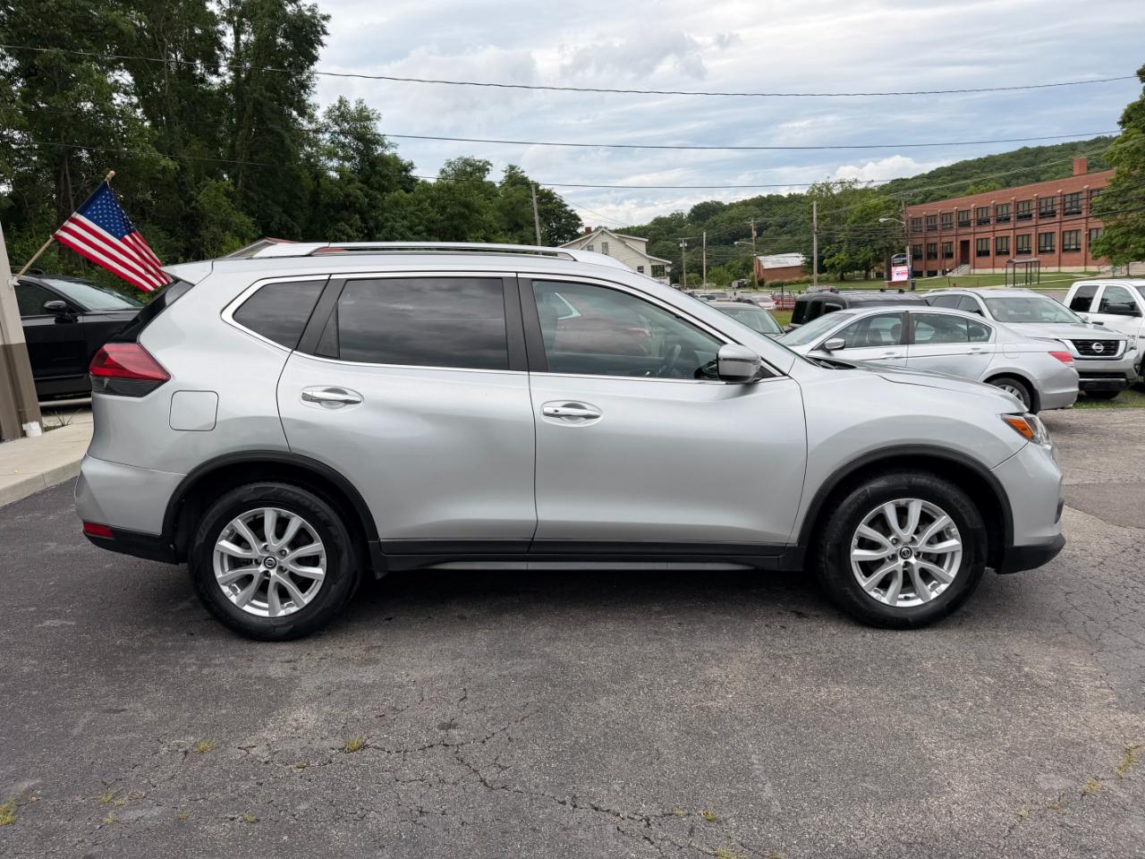 Nissan Rogue S 2020