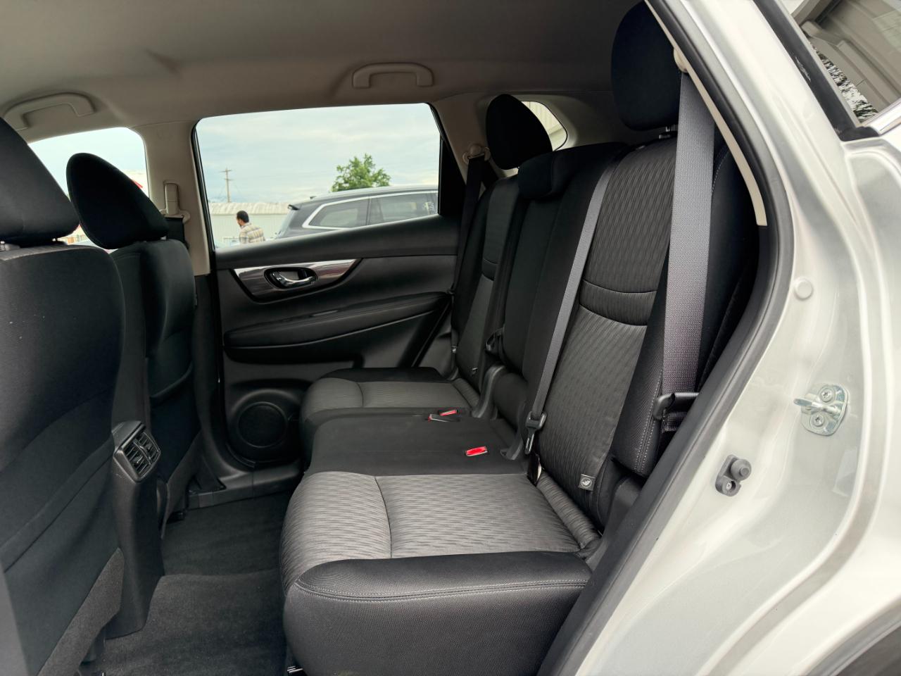 Nissan Rogue S 2020