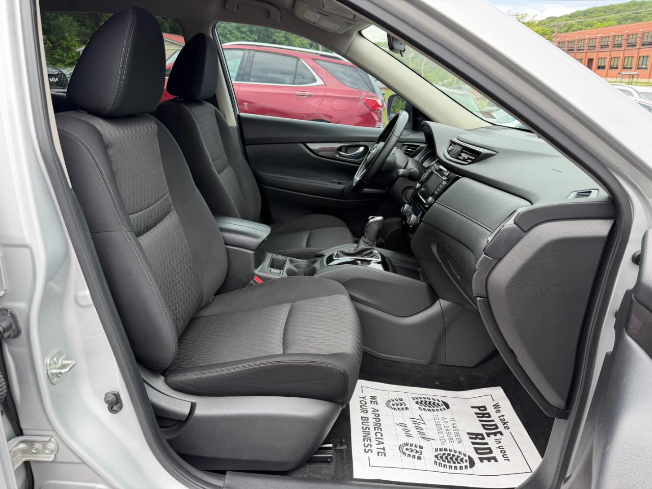 Nissan Rogue S 2020