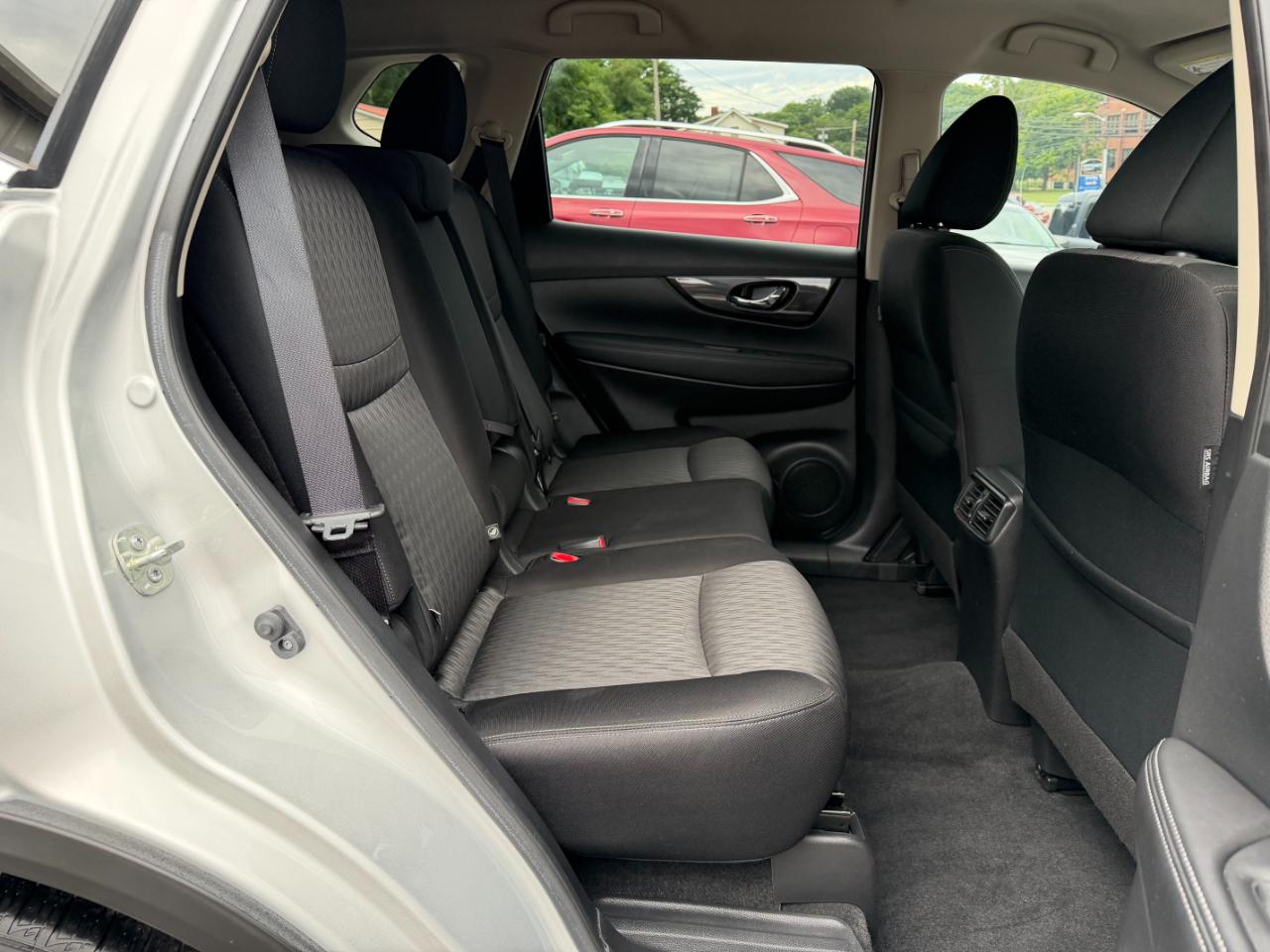 Nissan Rogue S 2020
