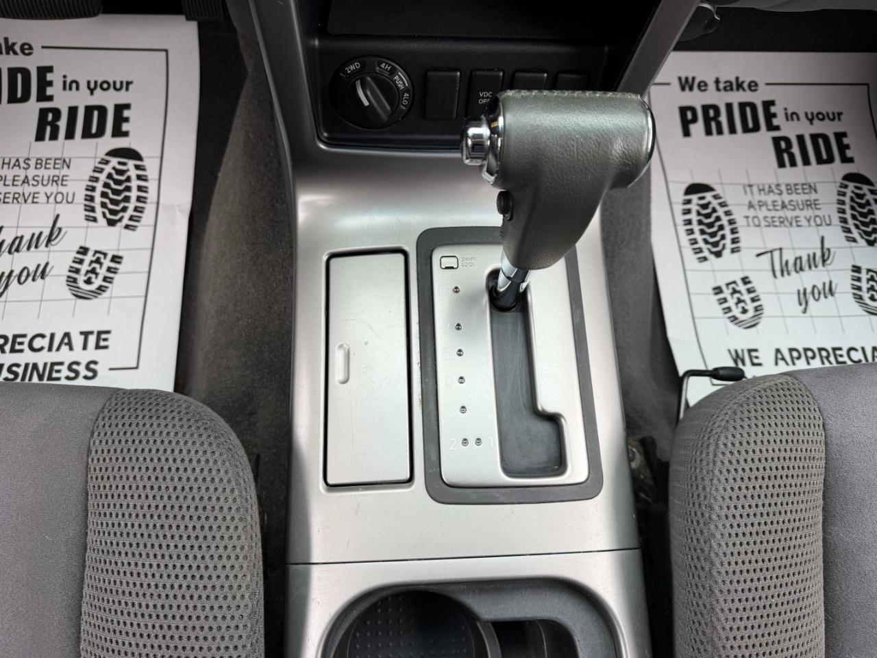 Nissan Pathfinder SE 4WD 2006
