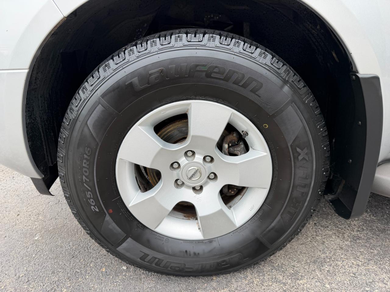 Nissan Pathfinder SE 4WD 2006