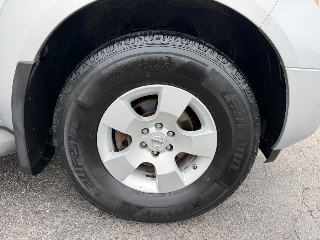 Nissan Pathfinder SE 4WD 2006