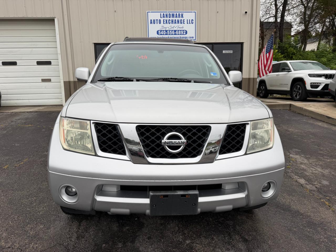 Nissan Pathfinder SE 4WD 2006