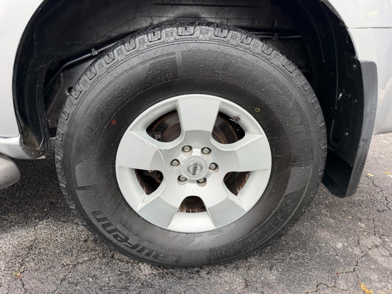 Nissan Pathfinder SE 4WD 2006