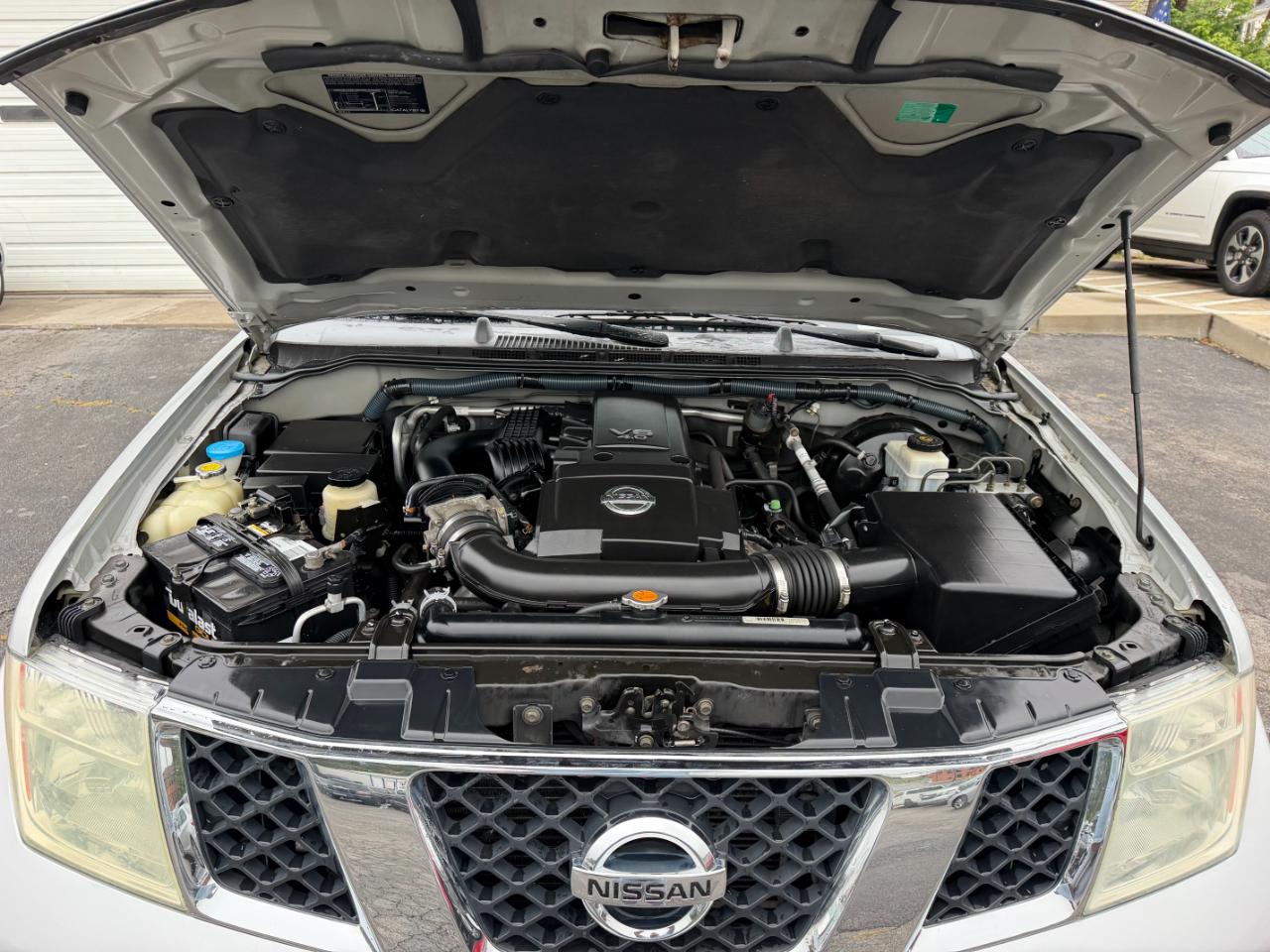 Nissan Pathfinder SE 4WD 2006