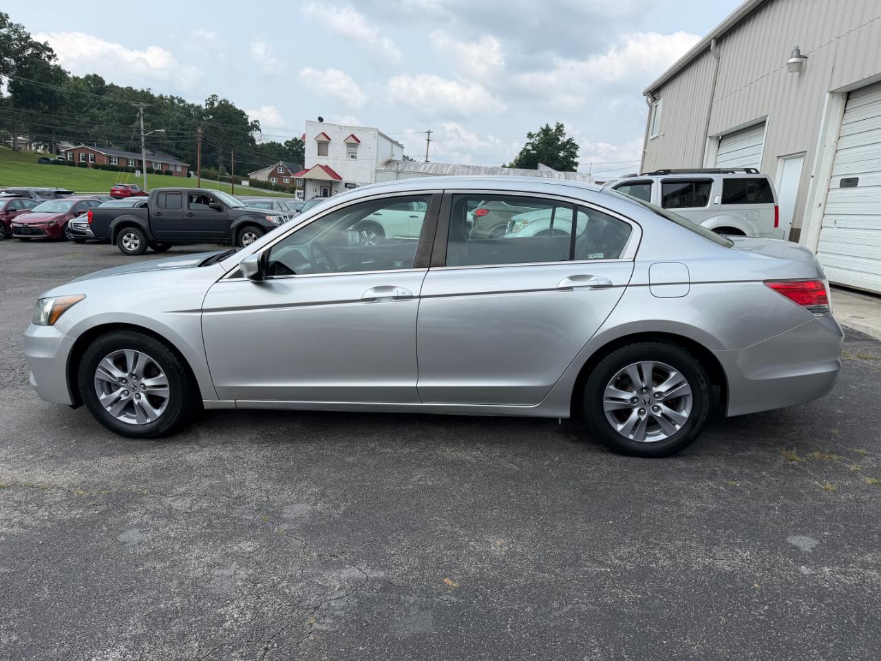 Honda Accord LX-P Sedan AT 2012