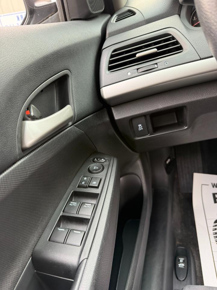 Honda Accord LX-P Sedan AT 2012