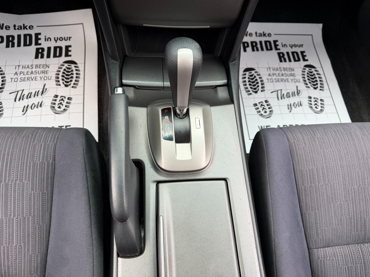 Honda Accord LX-P Sedan AT 2012