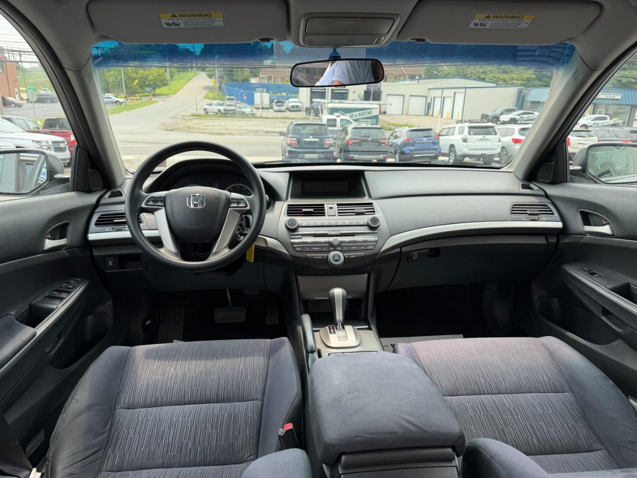 Honda Accord LX-P Sedan AT 2012