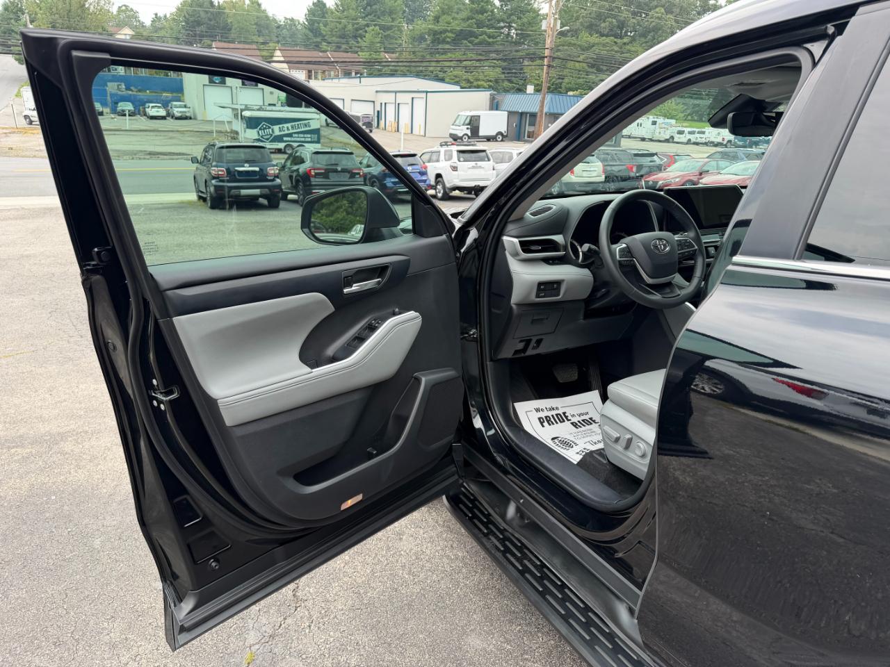 Toyota Highlander  2024