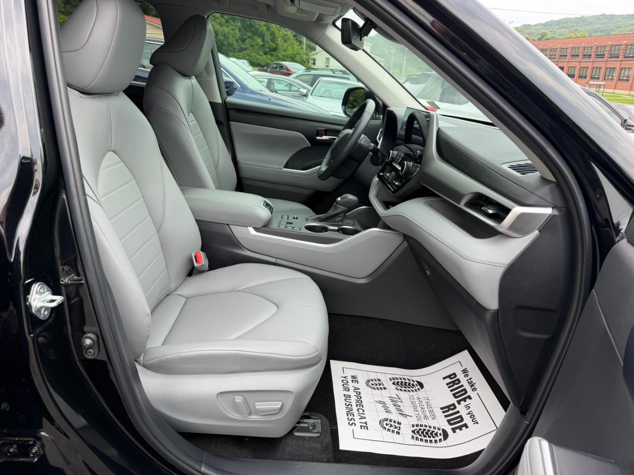 Toyota Highlander  2024