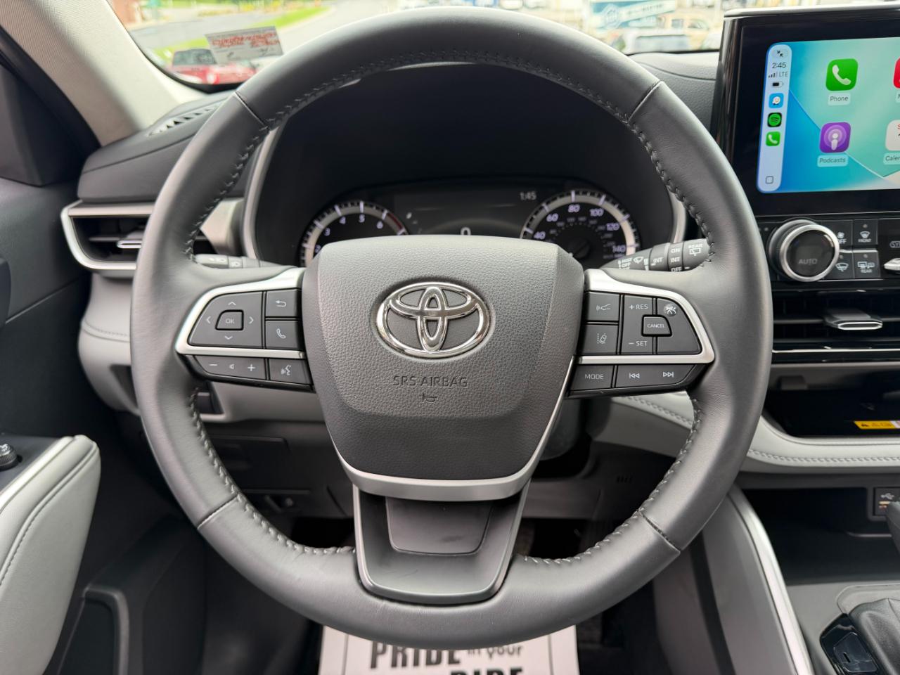 Toyota Highlander  2024