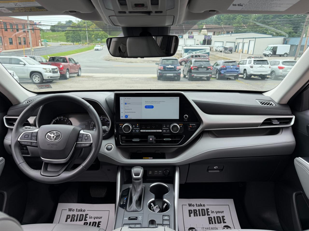 Toyota Highlander  2024