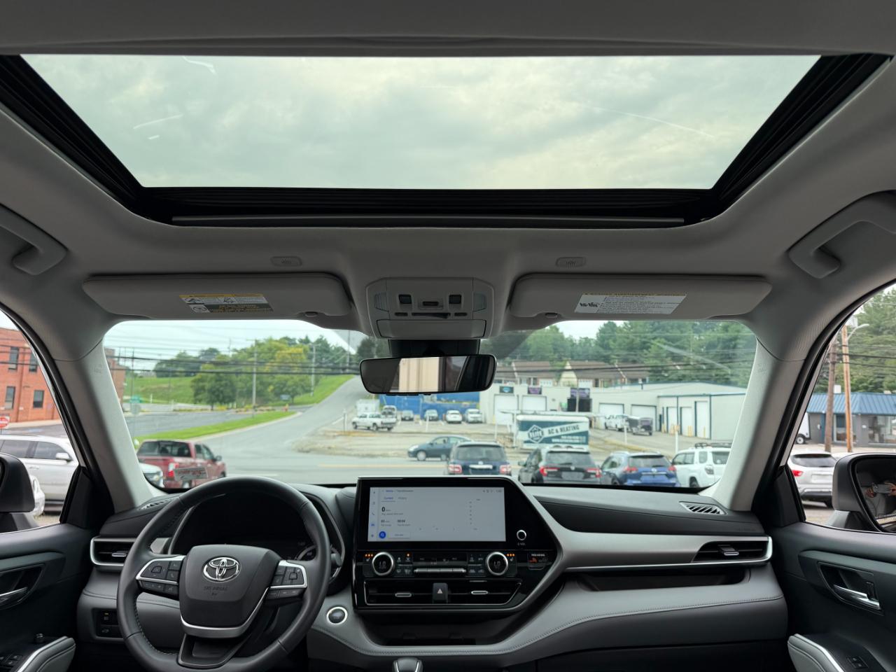 Toyota Highlander  2024