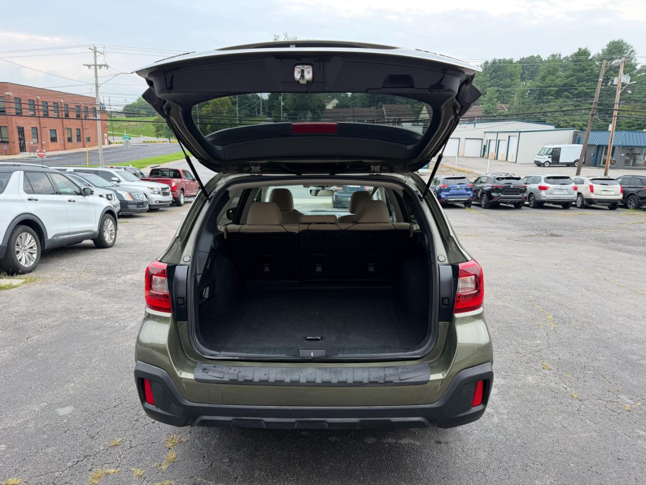 Subaru Outback 2.5i Premium 2019