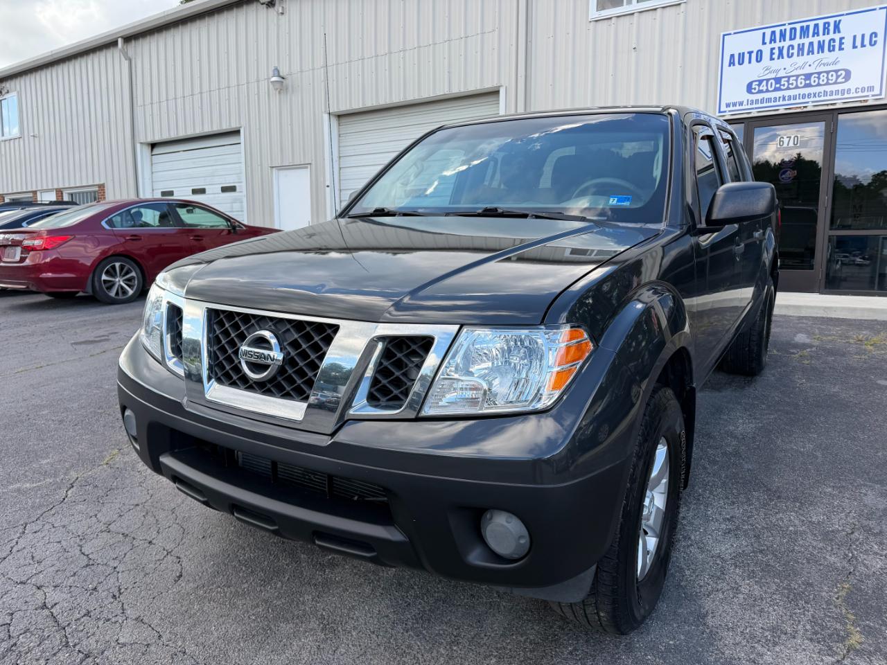 Nissan Frontier SV Crew Cab 4WD 2012