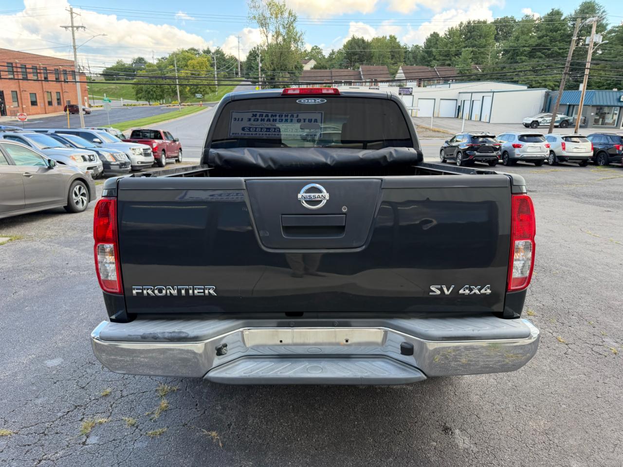 Nissan Frontier SV Crew Cab 4WD 2012