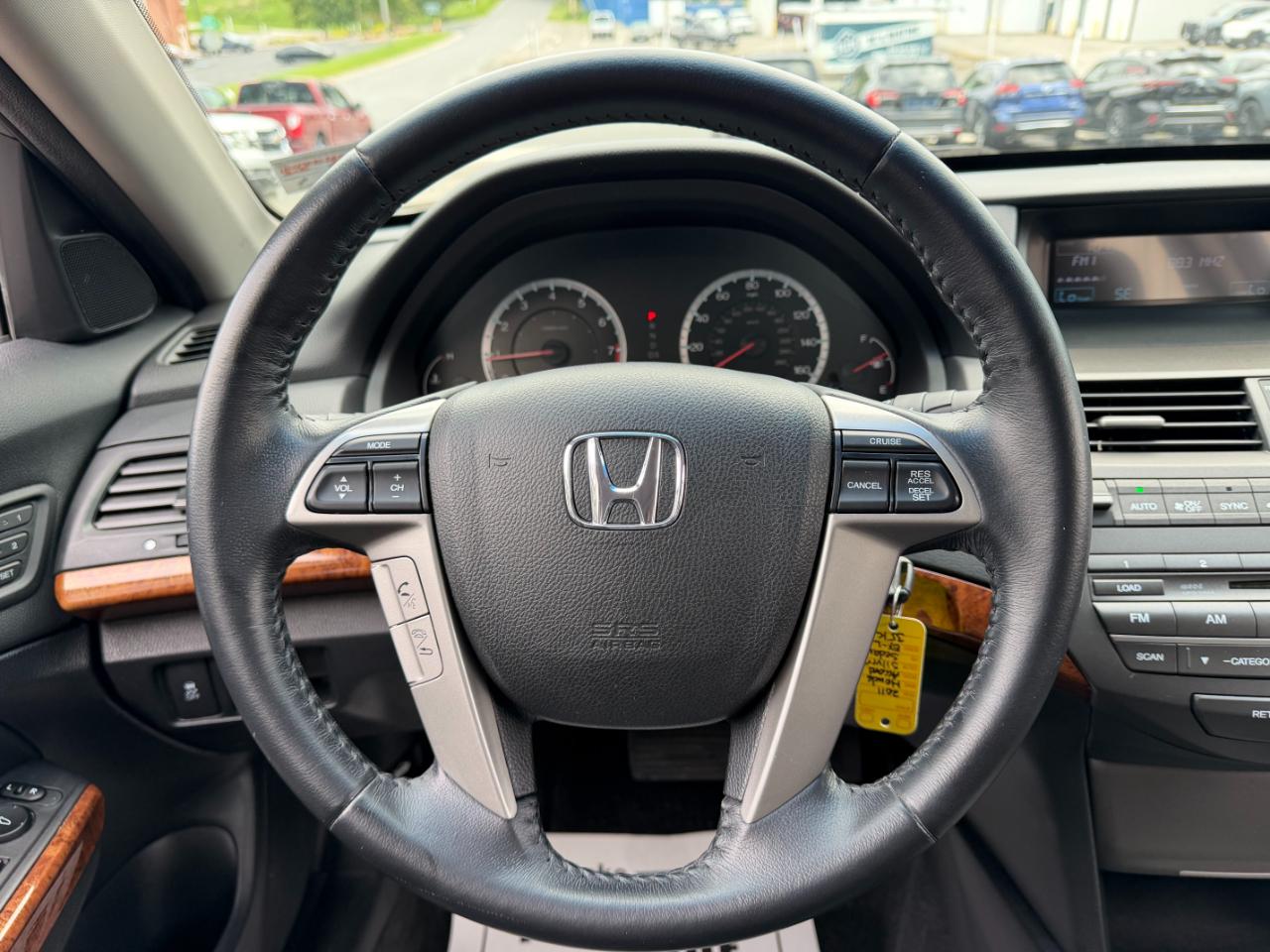 Honda Accord EX-L V-6 Sedan AT 2011
