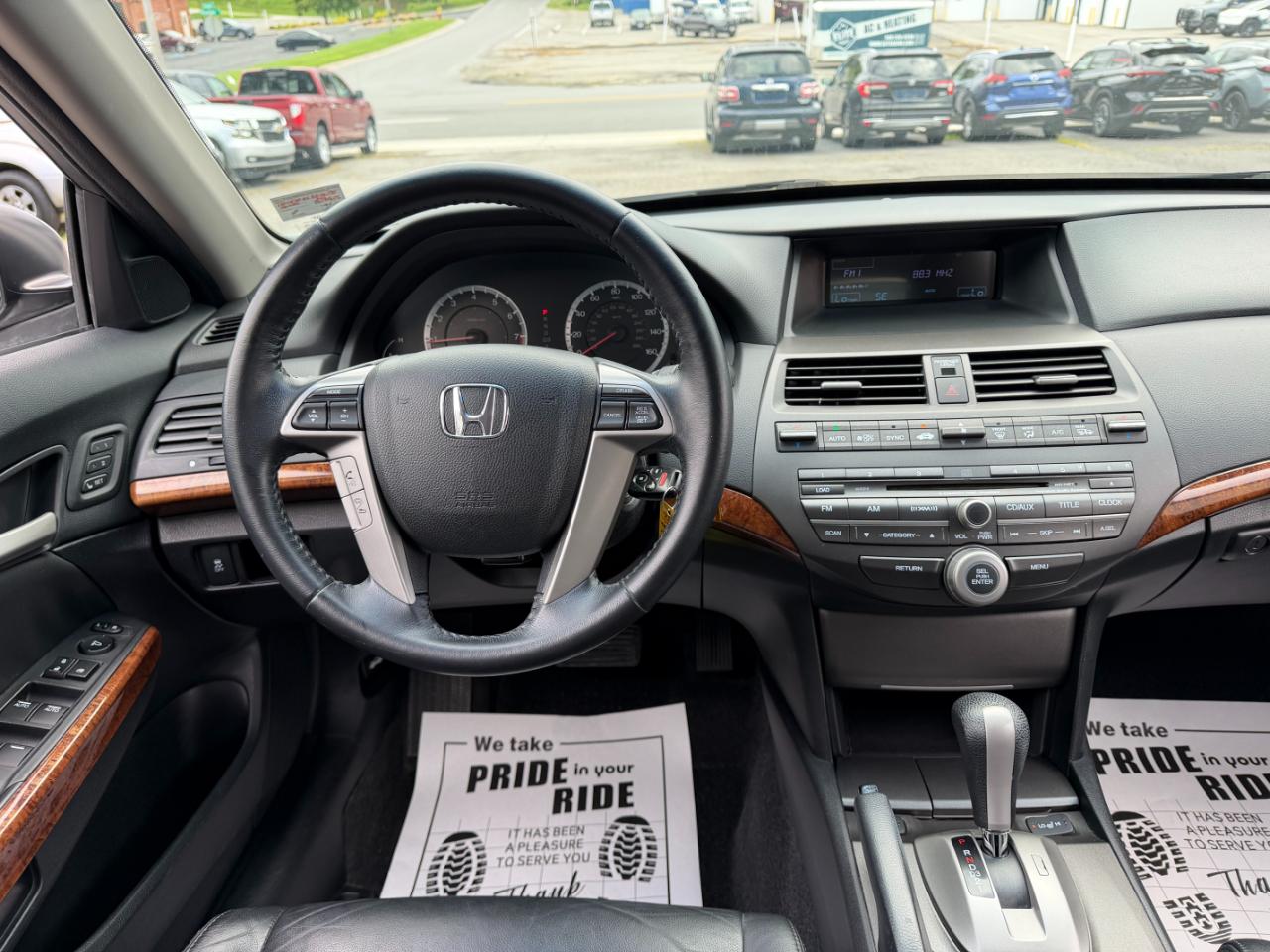 Honda Accord EX-L V-6 Sedan AT 2011