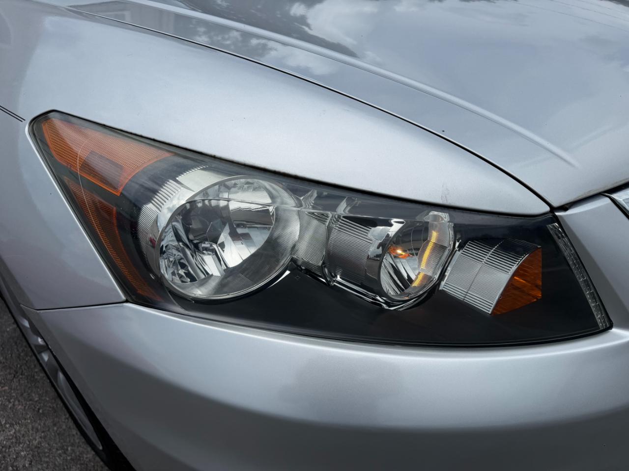 Honda Accord EX-L V-6 Sedan AT 2011
