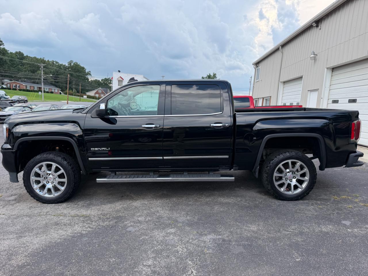 GMC Sierra 1500 Denali Crew Cab Long Box 4WD 2018