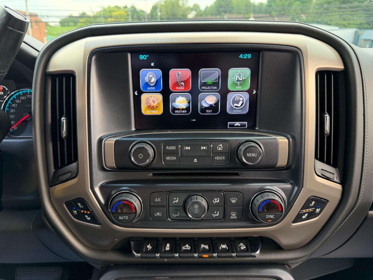 GMC Sierra 1500 Denali Crew Cab Long Box 4WD 2018