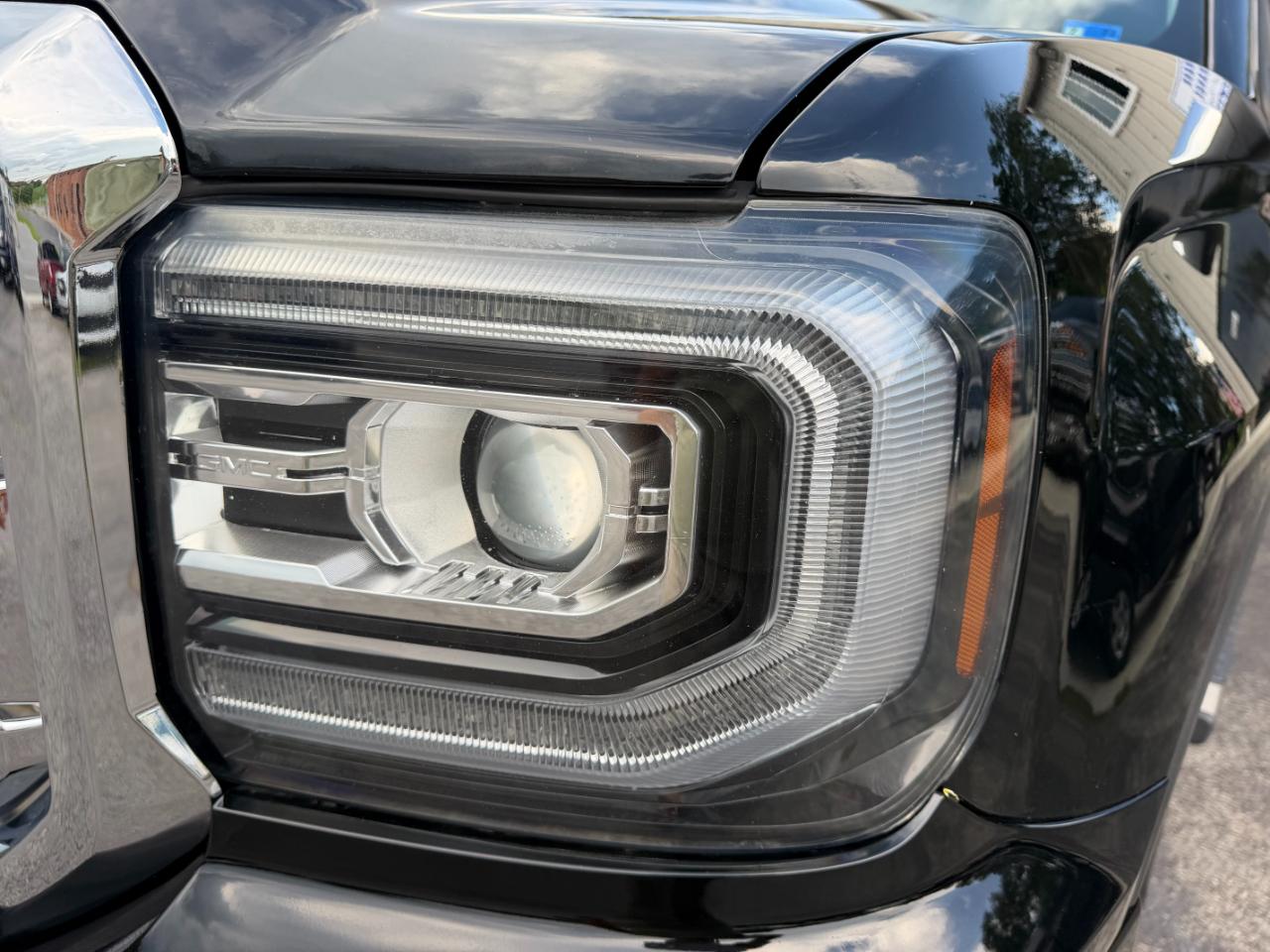 GMC Sierra 1500 Denali Crew Cab Long Box 4WD 2018