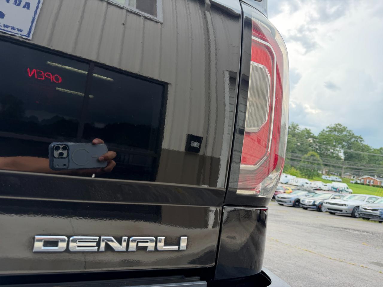 GMC Sierra 1500 Denali Crew Cab Long Box 4WD 2018