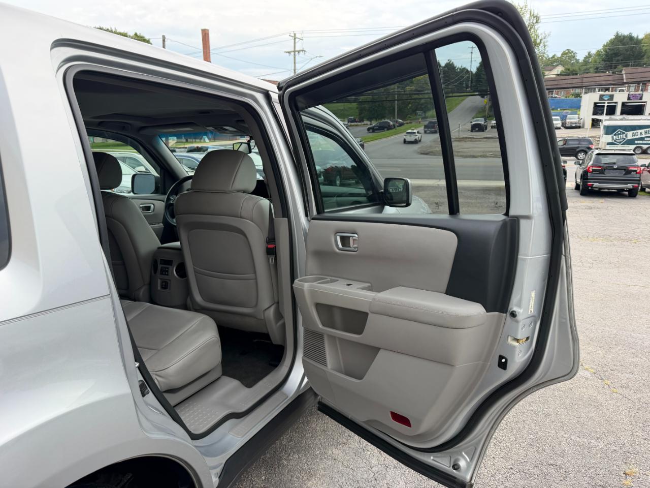 Honda Pilot EX-L 4WD 5-Spd AT 2013