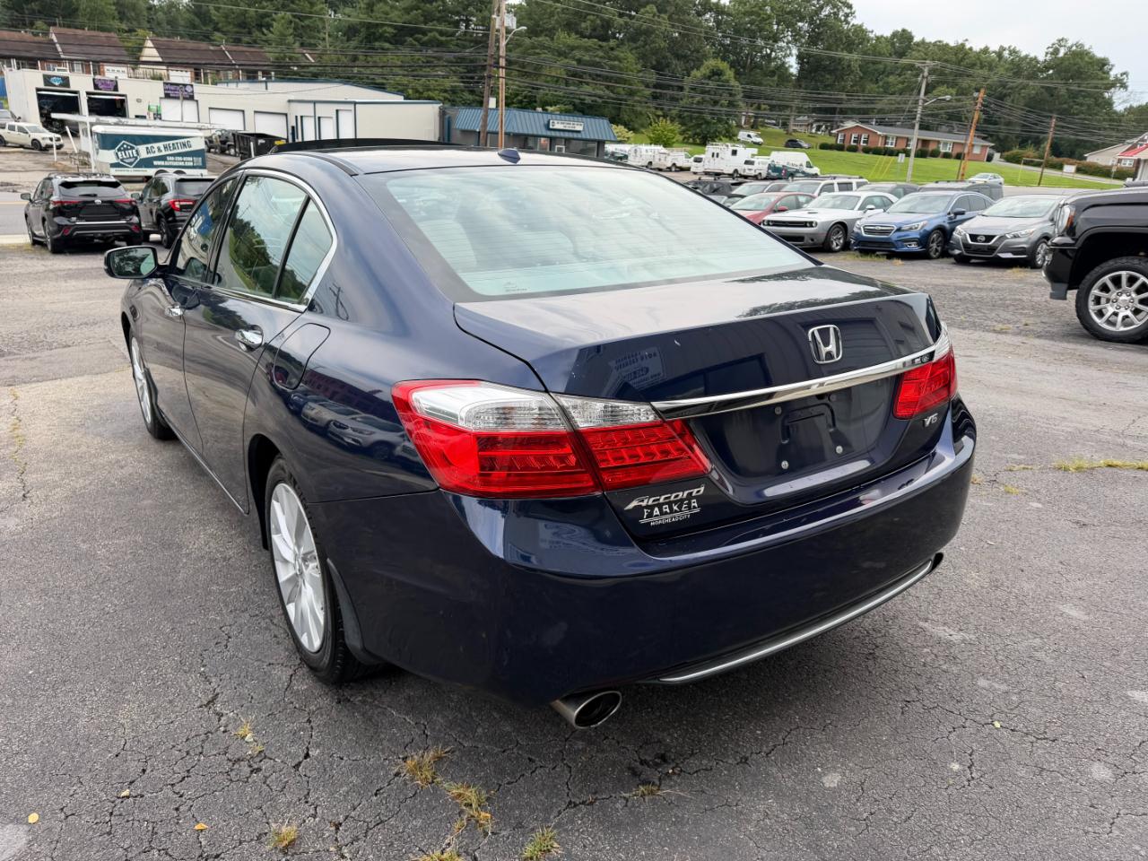 Honda Accord EX-L V6 Sedan AT 2015