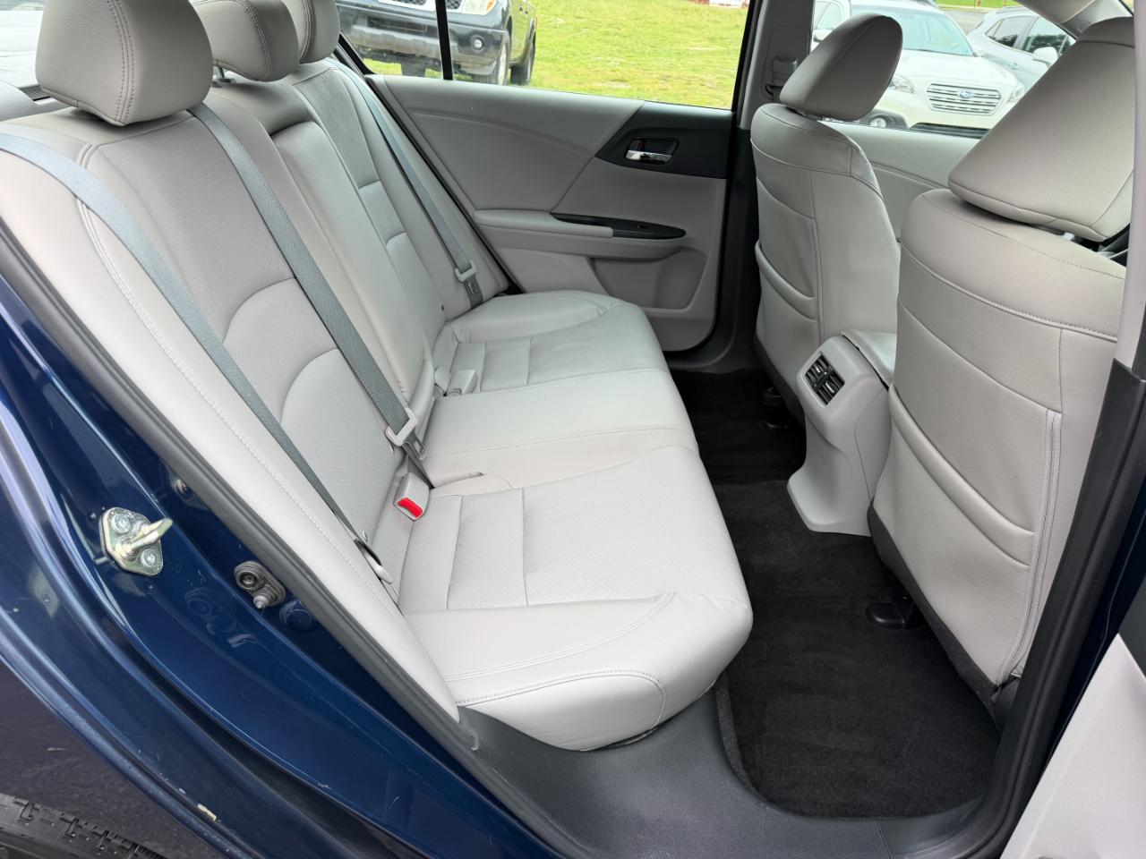 Honda Accord EX-L V6 Sedan AT 2015