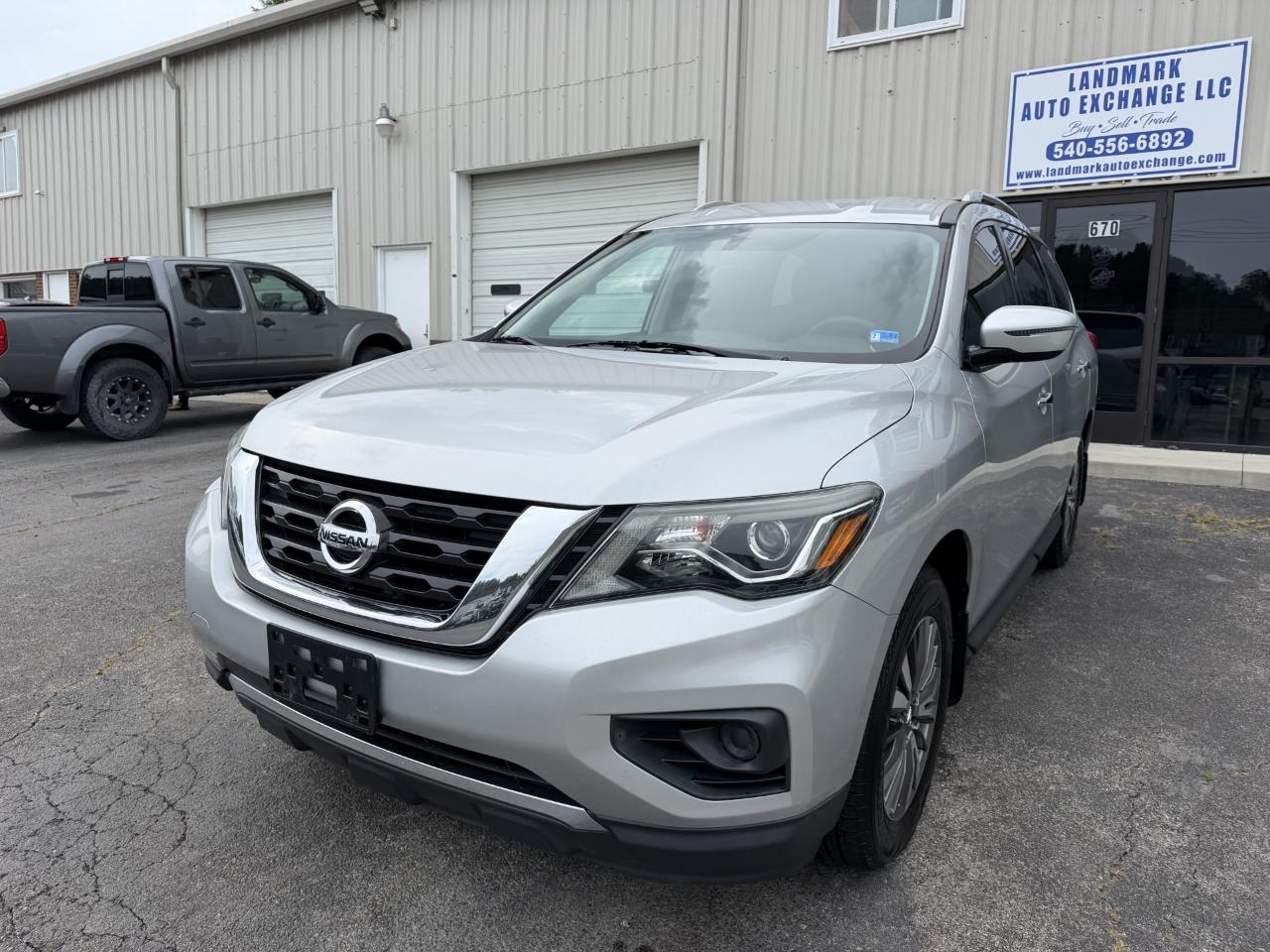 Nissan Pathfinder S 4D SUV 4WD 2017