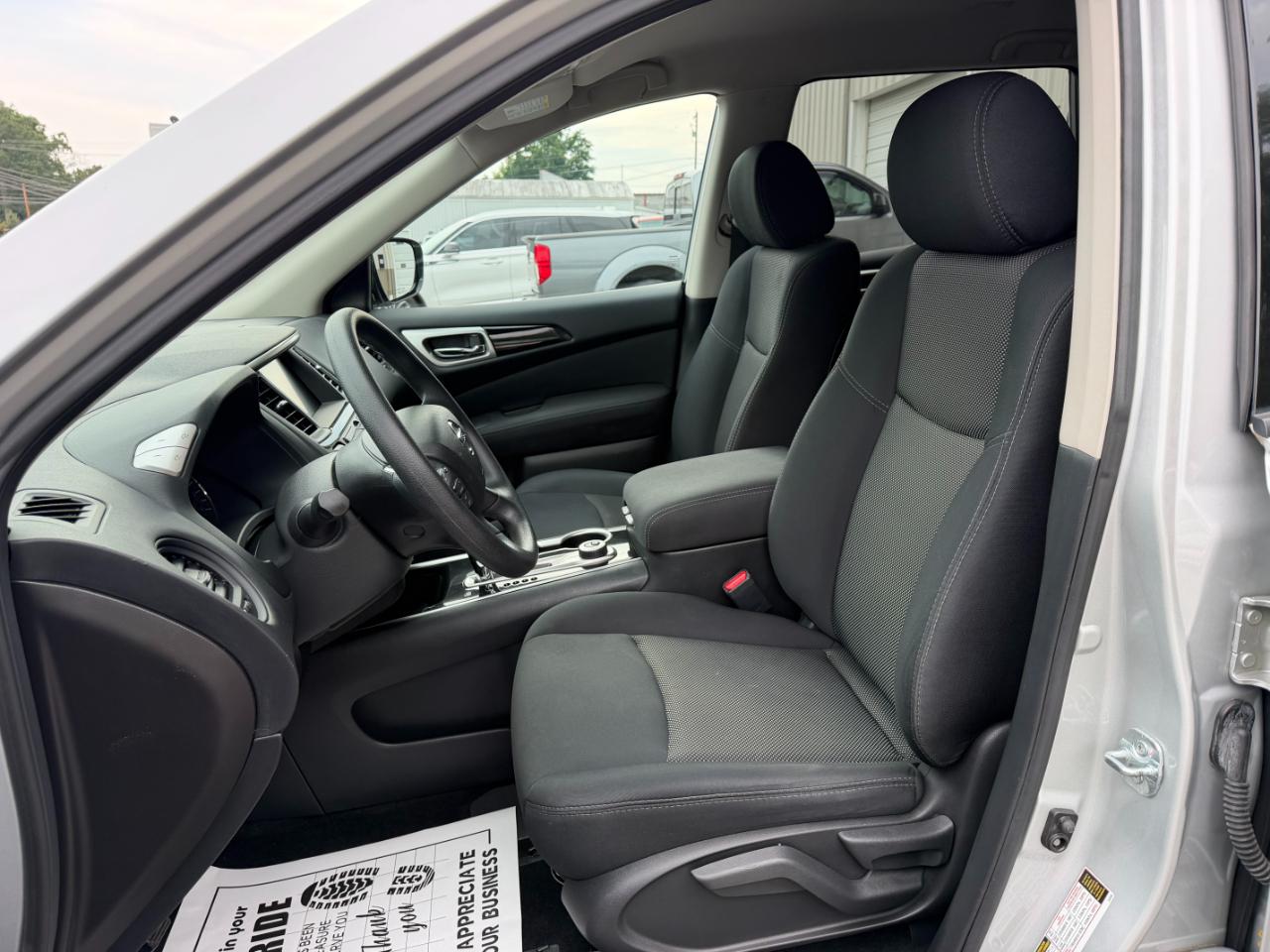 Nissan Pathfinder S 4D SUV 4WD 2017