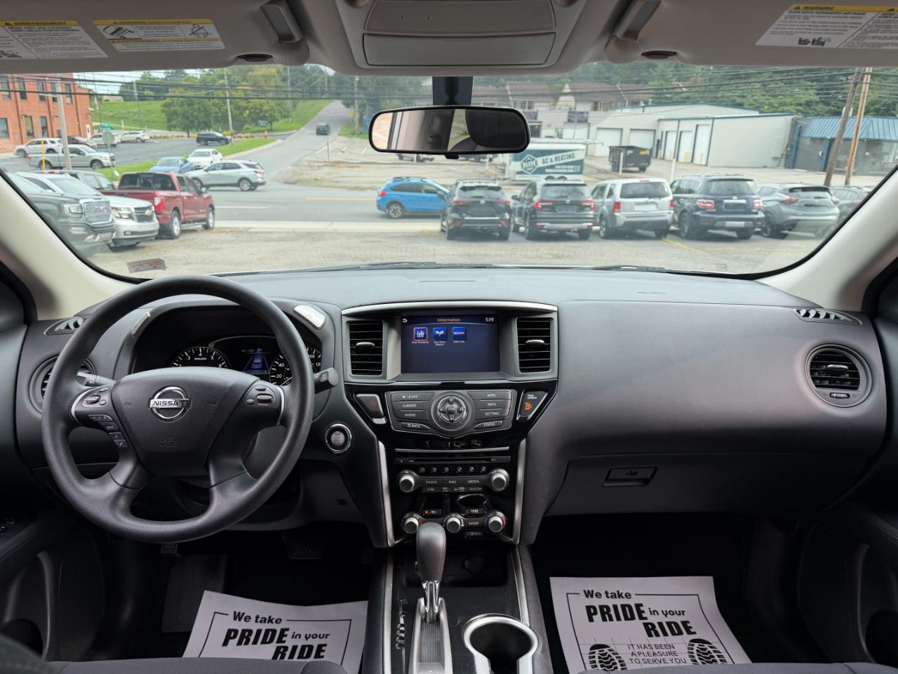 Nissan Pathfinder S 4D SUV 4WD 2017