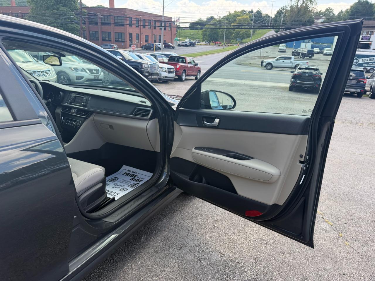 Kia Optima LX 2016