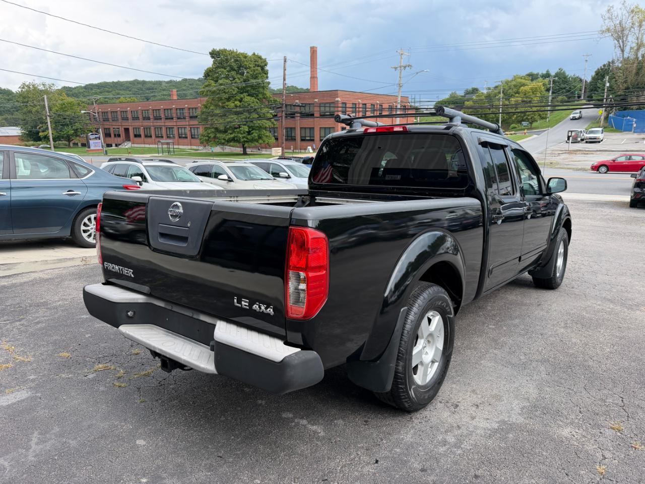 Nissan Frontier LE Crew Cab Long Bed 4WD 2008