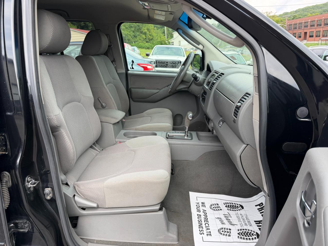 Nissan Frontier LE Crew Cab Long Bed 4WD 2008
