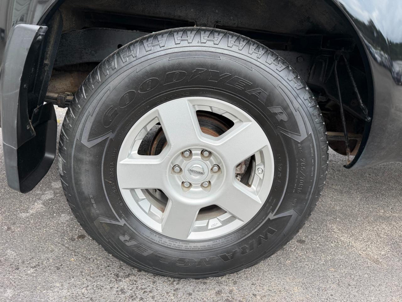 Nissan Frontier LE Crew Cab Long Bed 4WD 2008