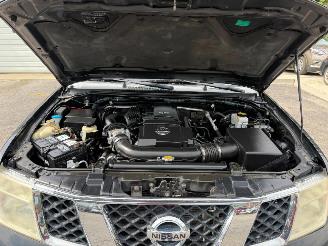 Nissan Frontier LE Crew Cab Long Bed 4WD 2008