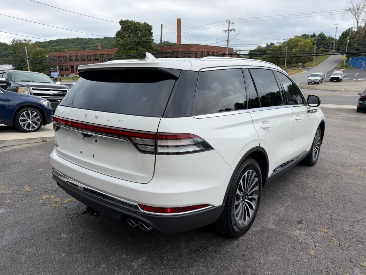 Lincoln Aviator Reserve AWD 2022