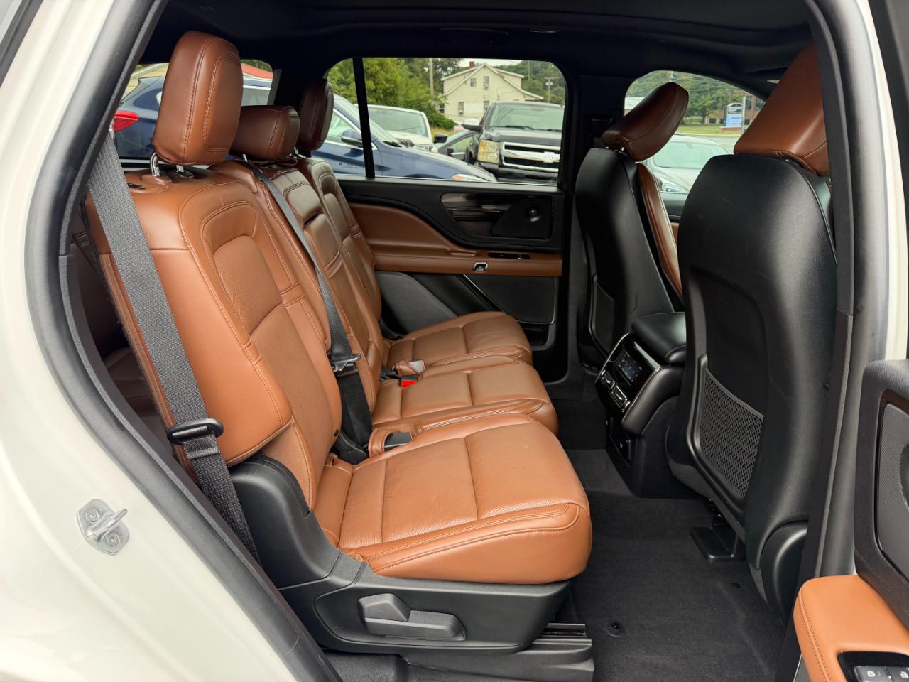 Lincoln Aviator Reserve AWD 2022