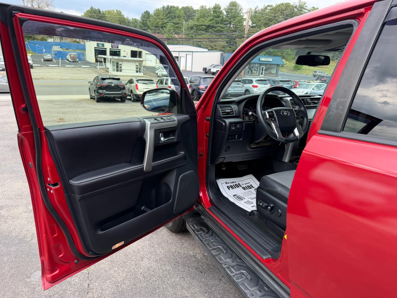 Toyota 4Runner SR5 4WD 2016