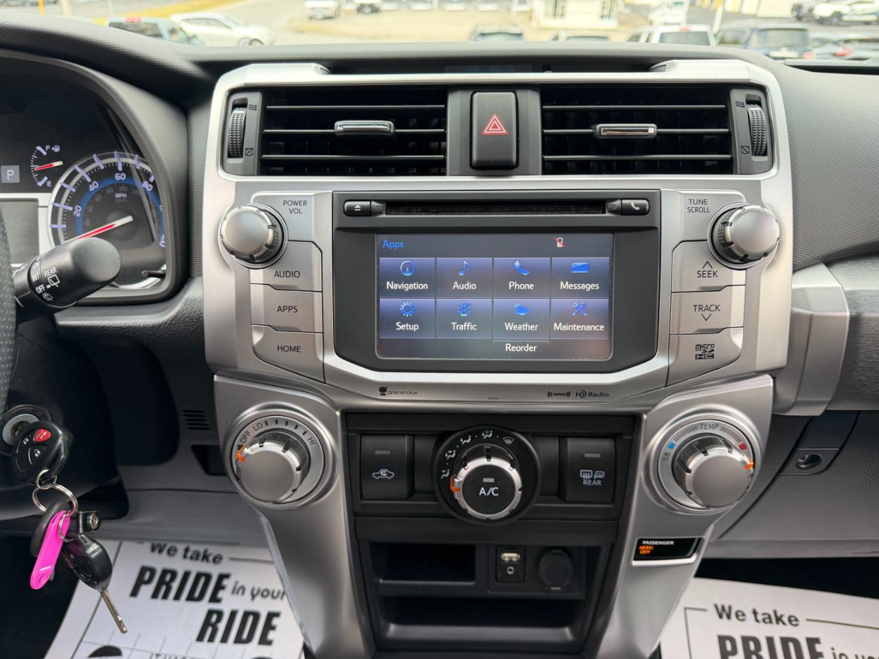 Toyota 4Runner SR5 4WD 2016