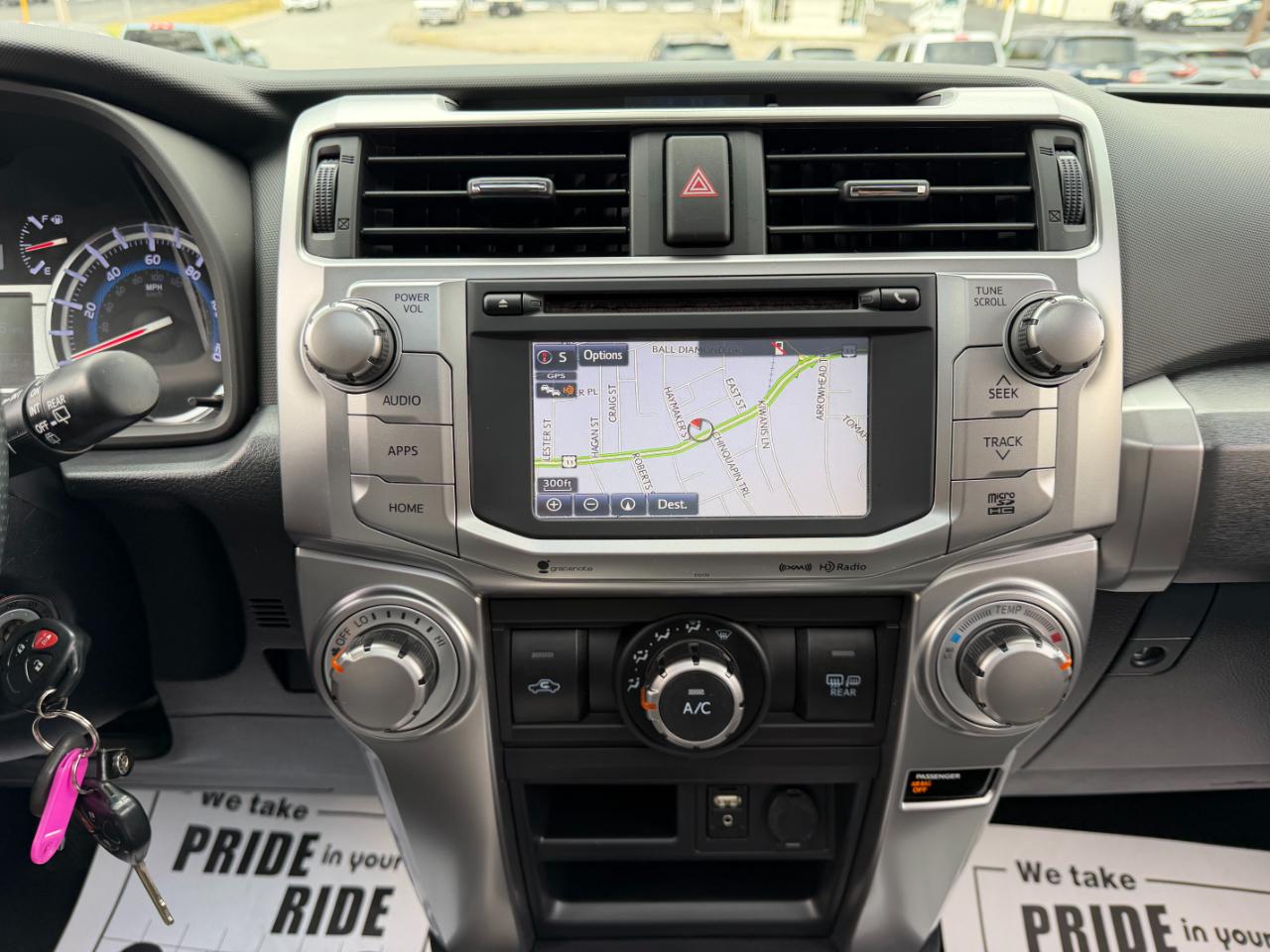 Toyota 4Runner SR5 4WD 2016