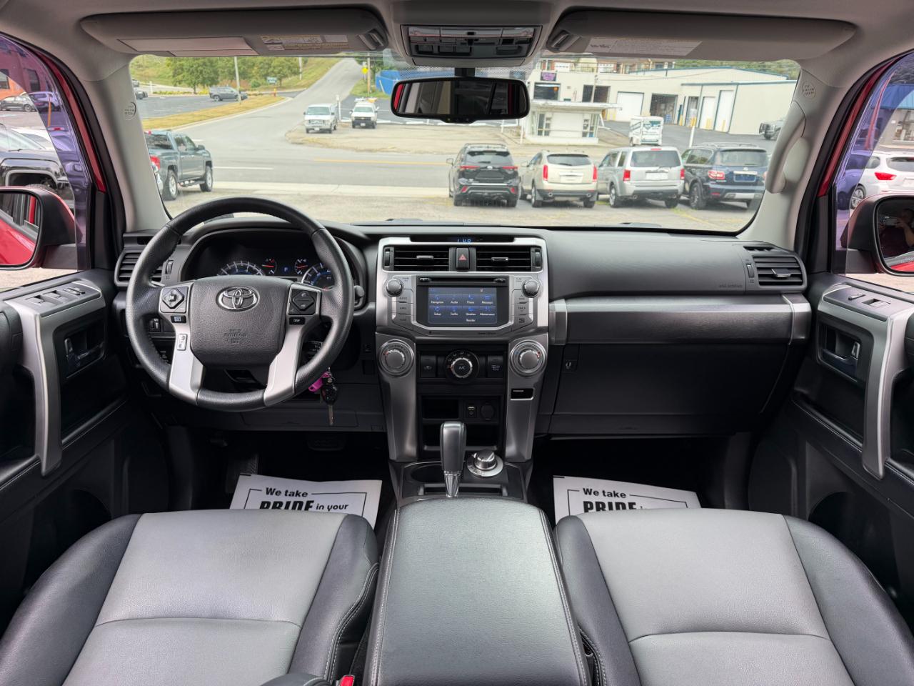 Toyota 4Runner SR5 4WD 2016