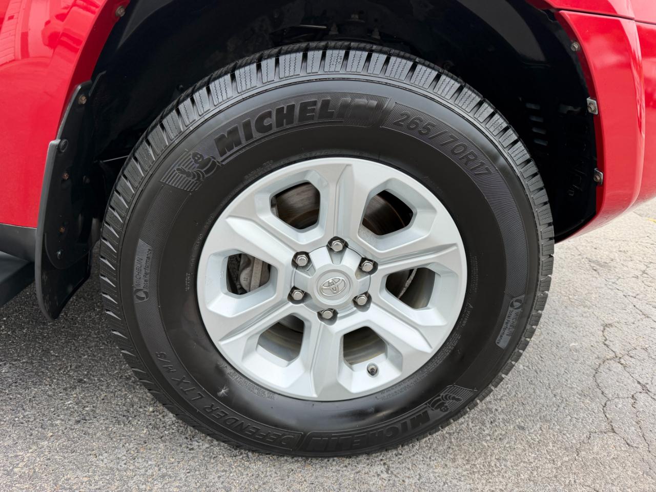 Toyota 4Runner SR5 4WD 2016