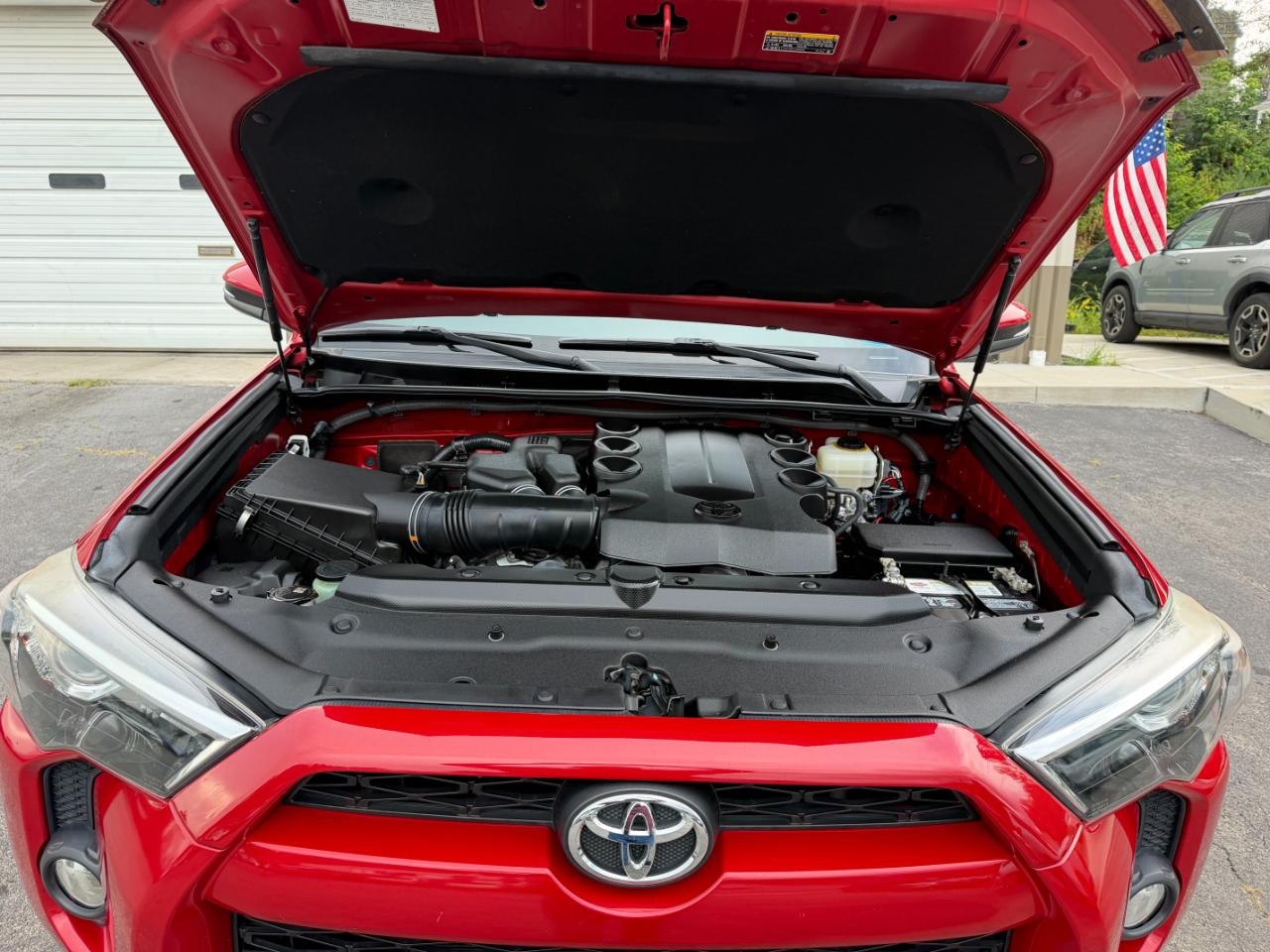 Toyota 4Runner SR5 4WD 2016